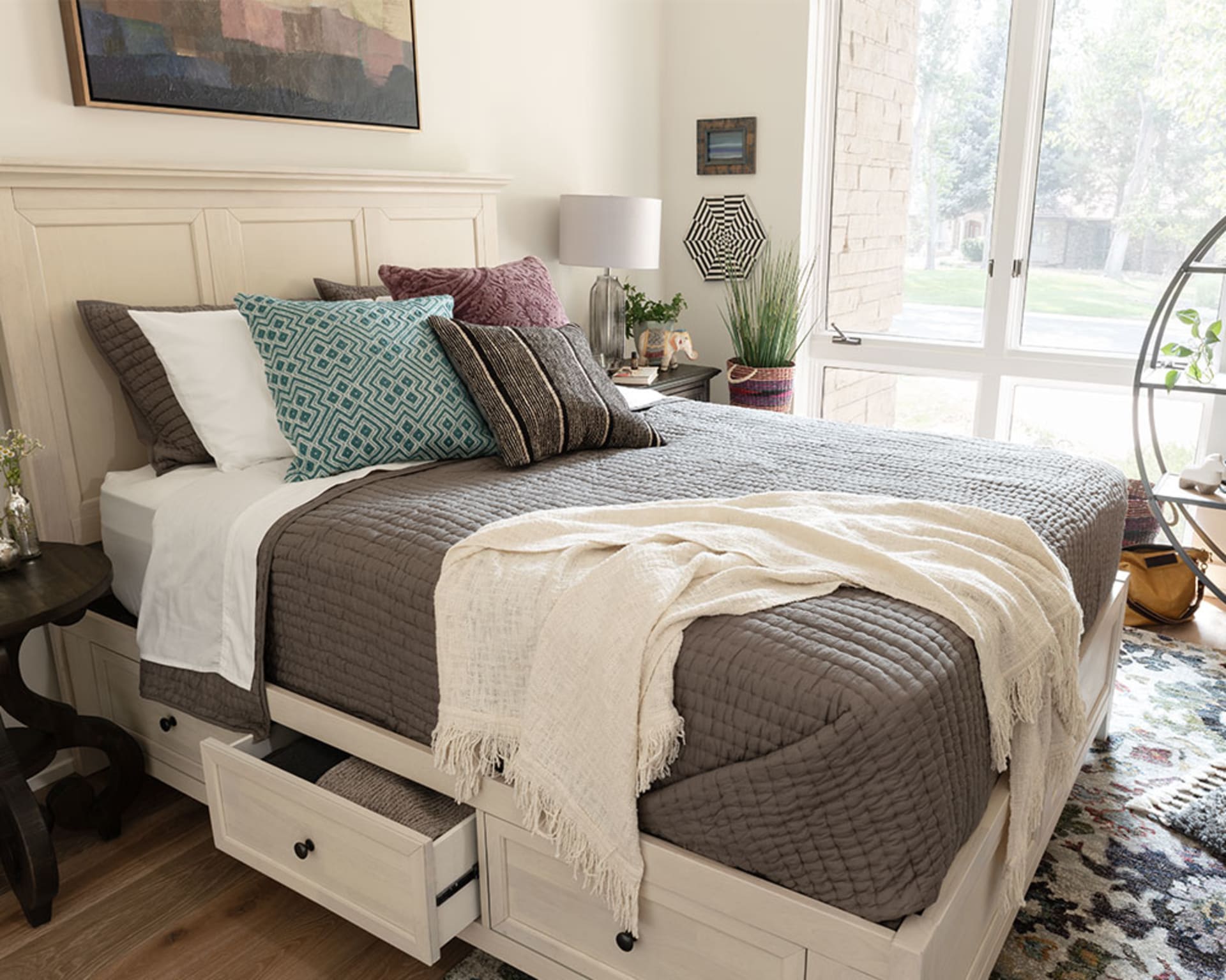 Bonn Bed in Bedroom