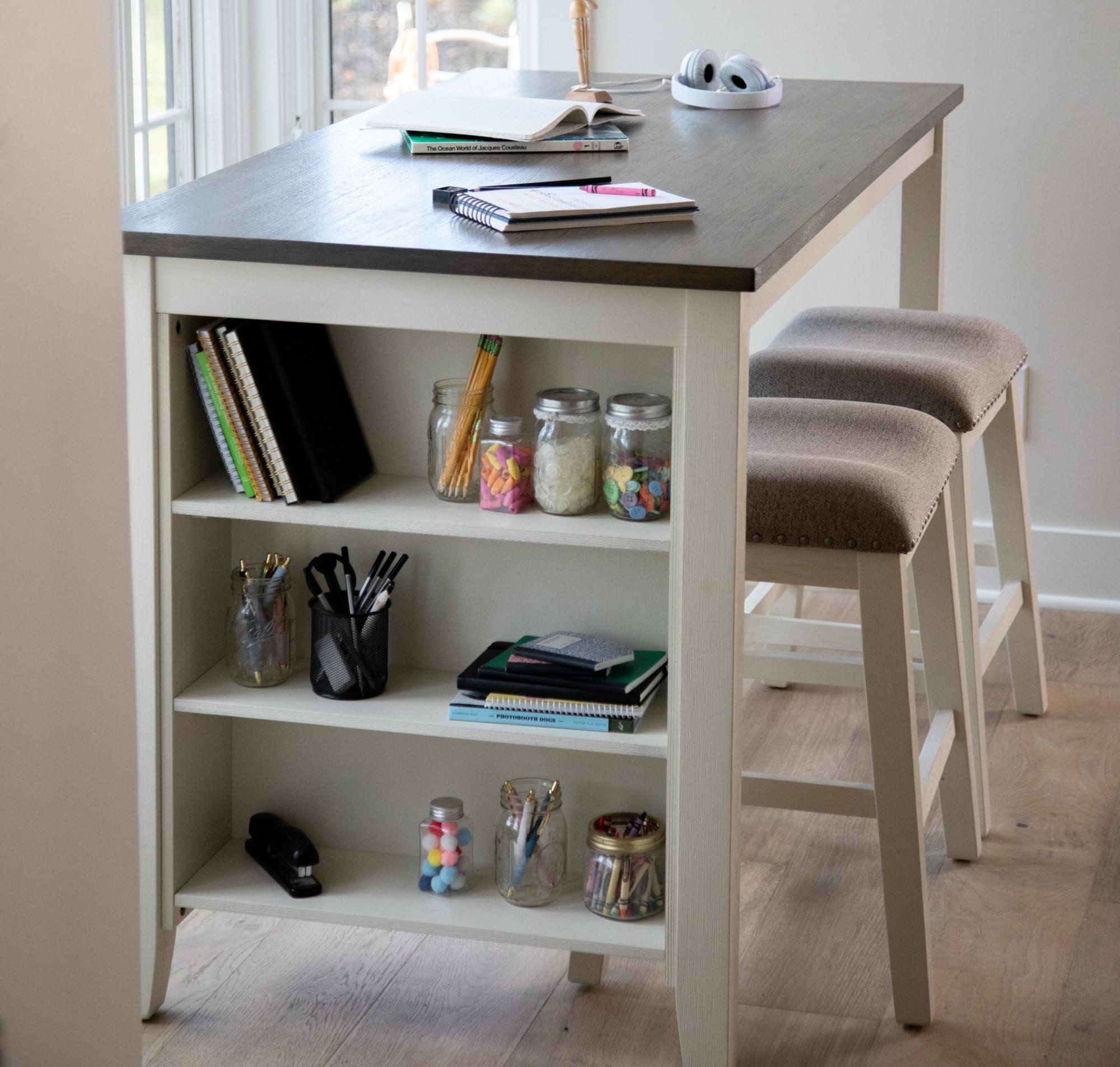 Dogwood Dining Set