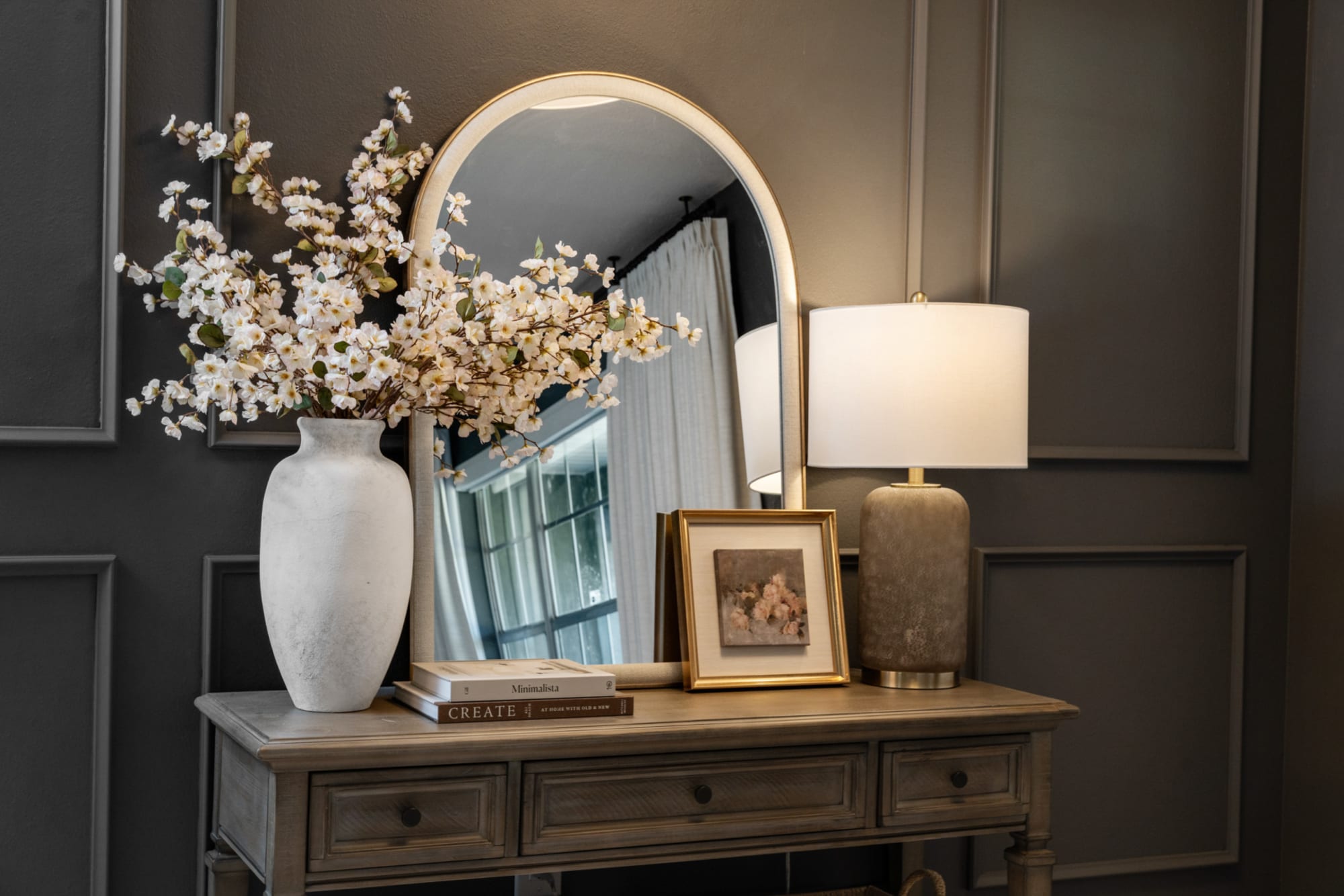 Kelli Bateman Entryway Furniture