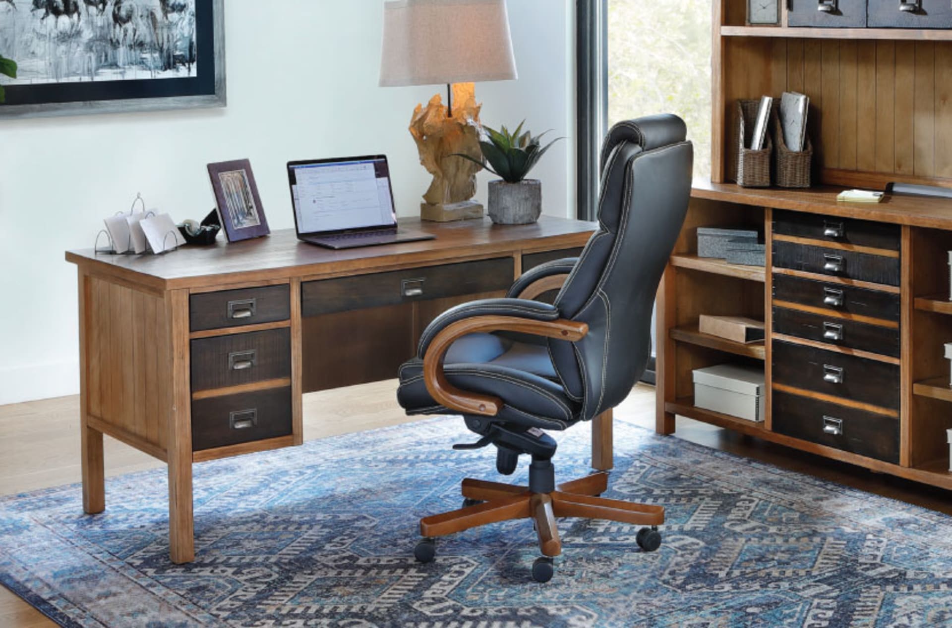 Heritage Desk